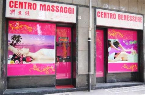 Erotic massage Busto Arsizio