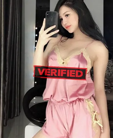 Ann strapon Prostitute Yingge