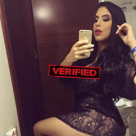 Lorena puta Prostituta El Campanario y Oradel